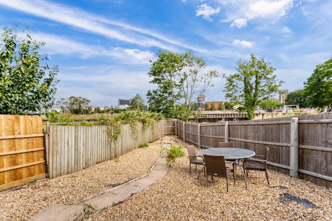 Rooms In City Centre House With Kitchen, Lounge, Garden Ipswich Dış mekan fotoğraf