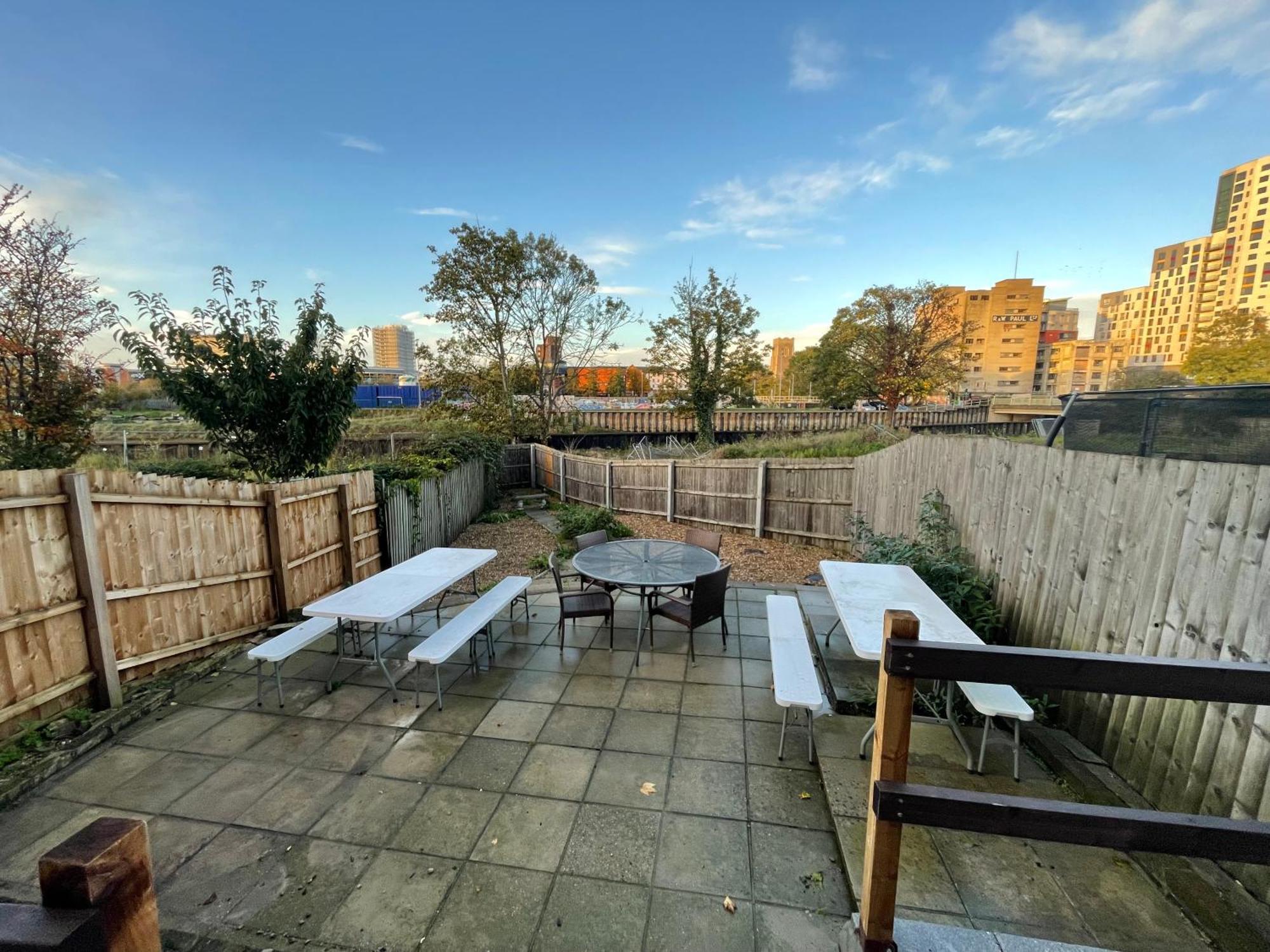 Rooms In City Centre House With Kitchen, Lounge, Garden Ipswich Dış mekan fotoğraf