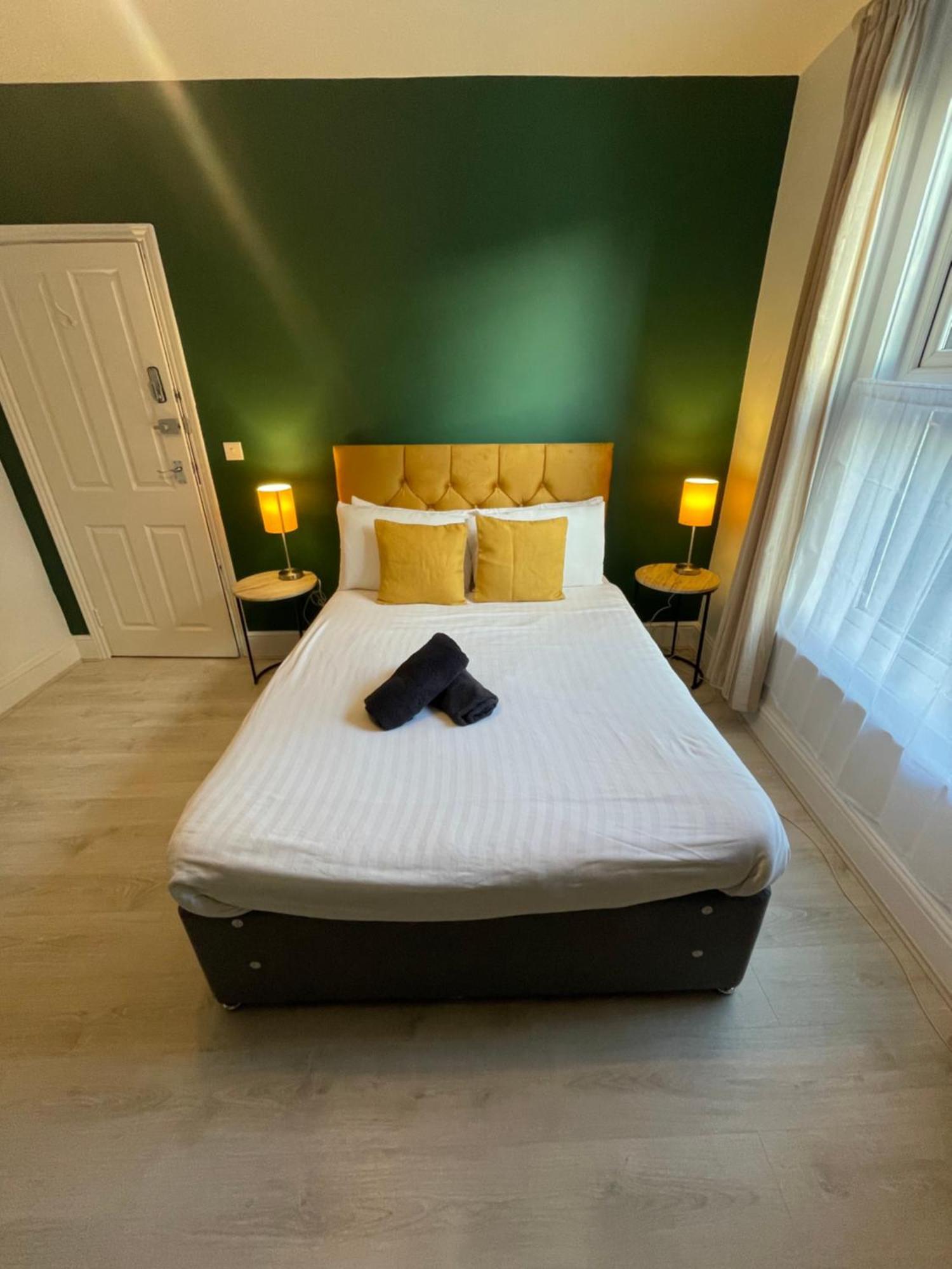 Rooms In City Centre House With Kitchen, Lounge, Garden Ipswich Dış mekan fotoğraf